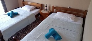 Basic Villa | 2 bedrooms, Egyptian cotton sheets, premium bedding, down comforters - ''Mary's House'' Entire residence Olympiada Halkidiki Near to See 200m! (Aristotelis)