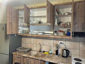 Basic Villa | Private kitchen | Espresso maker, coffee/tea maker, electric kettle, toaster