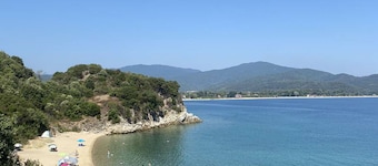 ''Mary's House'' Entire residence Olympiada Halkidiki Near to See 200m!