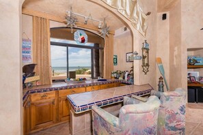 Bar (in der Unterkunft)