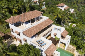 House | 5 bedrooms, soundproofing
