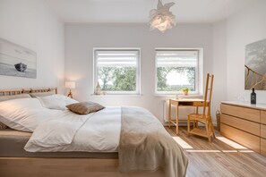 1 soverom, strykejern/-brett, reiseseng for barn og wi-fi (inkludert)