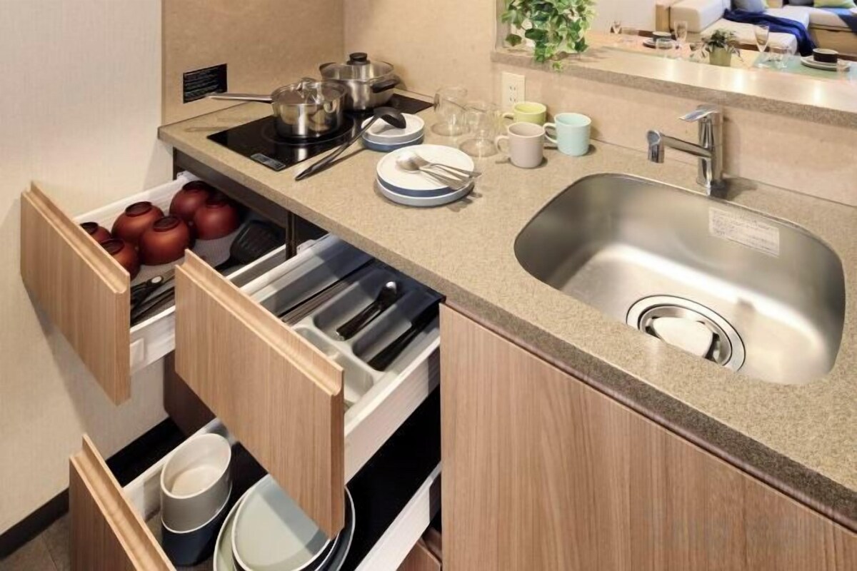 Fridge, microwave, stovetop, rice cooker