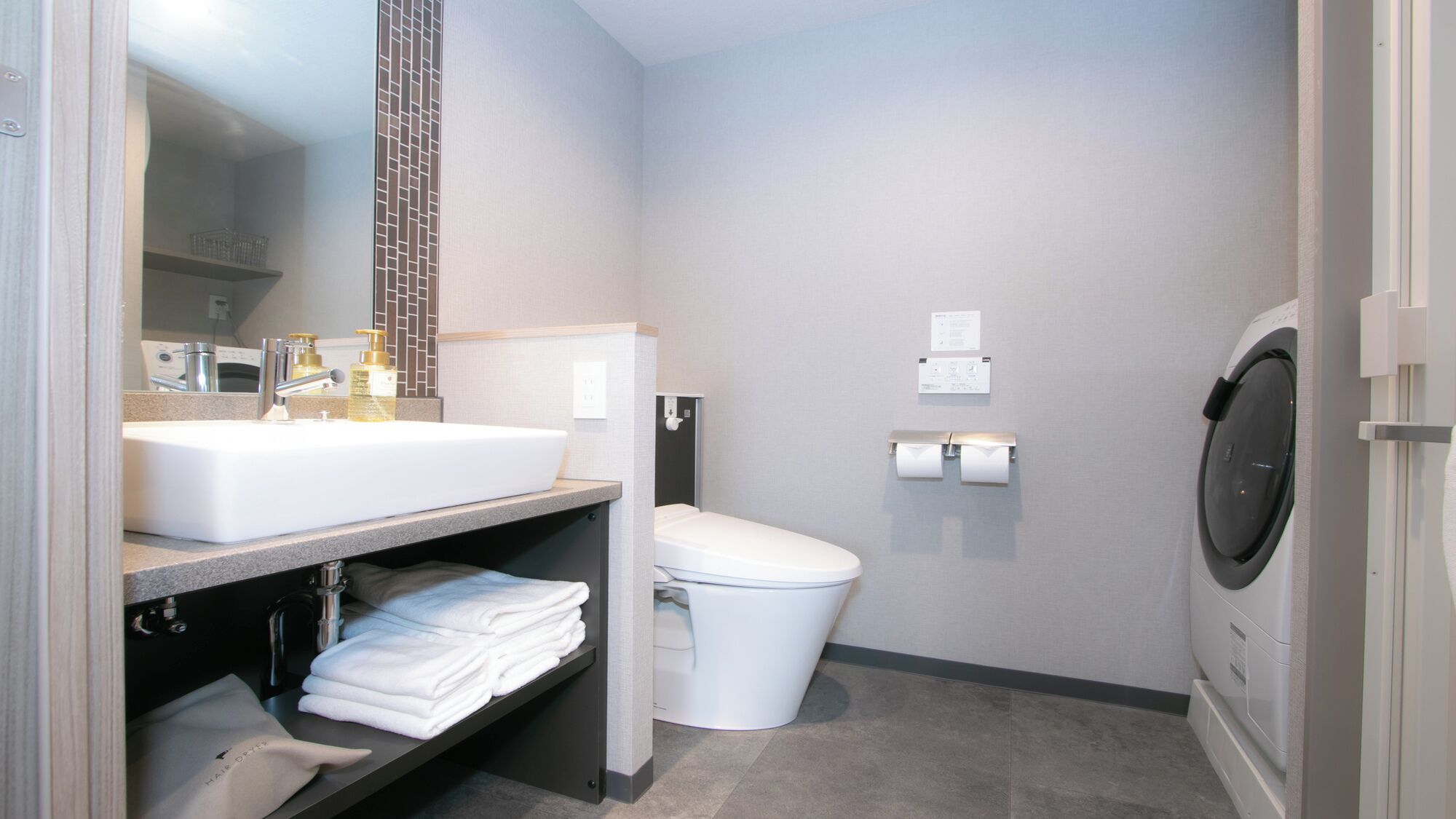 Standard Room, Multiple Beds, Non Smoking, Kitchen | Bathroom | Hair dryer, slippers, bidet, towels