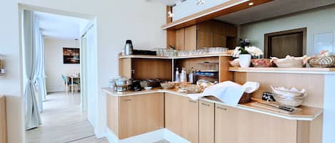 Daily buffet breakfast (EUR 10 per person)