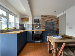 Private kitchen - Tackleway Prime Location Hastings old Town sea Views (Hastings)