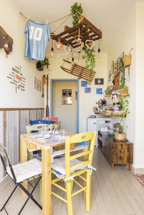 Free daily buffet breakfast  - Pompei Window (Pompei)