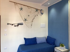 Habitación triple estándar | Sábanas italianas Frette y ropa de cama de alta calidad