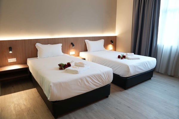 1 habitación, escritorio y wifi gratis