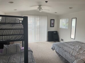 1 bedroom, blackout drapes, iron/ironing board, Internet