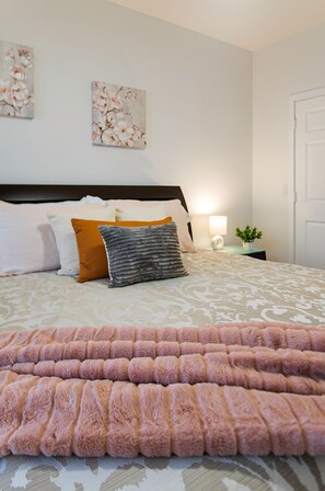 2 Schlafzimmer, Bügeleisen/Bügelbrett, WLAN, Bettwäsche
