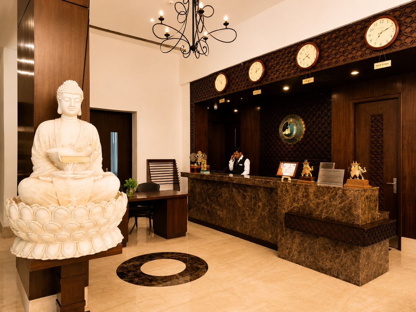 Photo - Bel-La Monde Hotel NH8 at 6km from IGI Airport Delhi