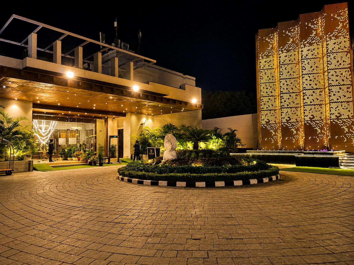 Photo - Bel-La Monde Hotel NH8 at 6km from IGI Airport Delhi