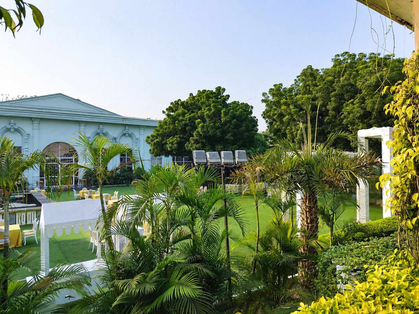 Photo - Bel-La Monde Hotel NH8 at 6km from IGI Airport Delhi