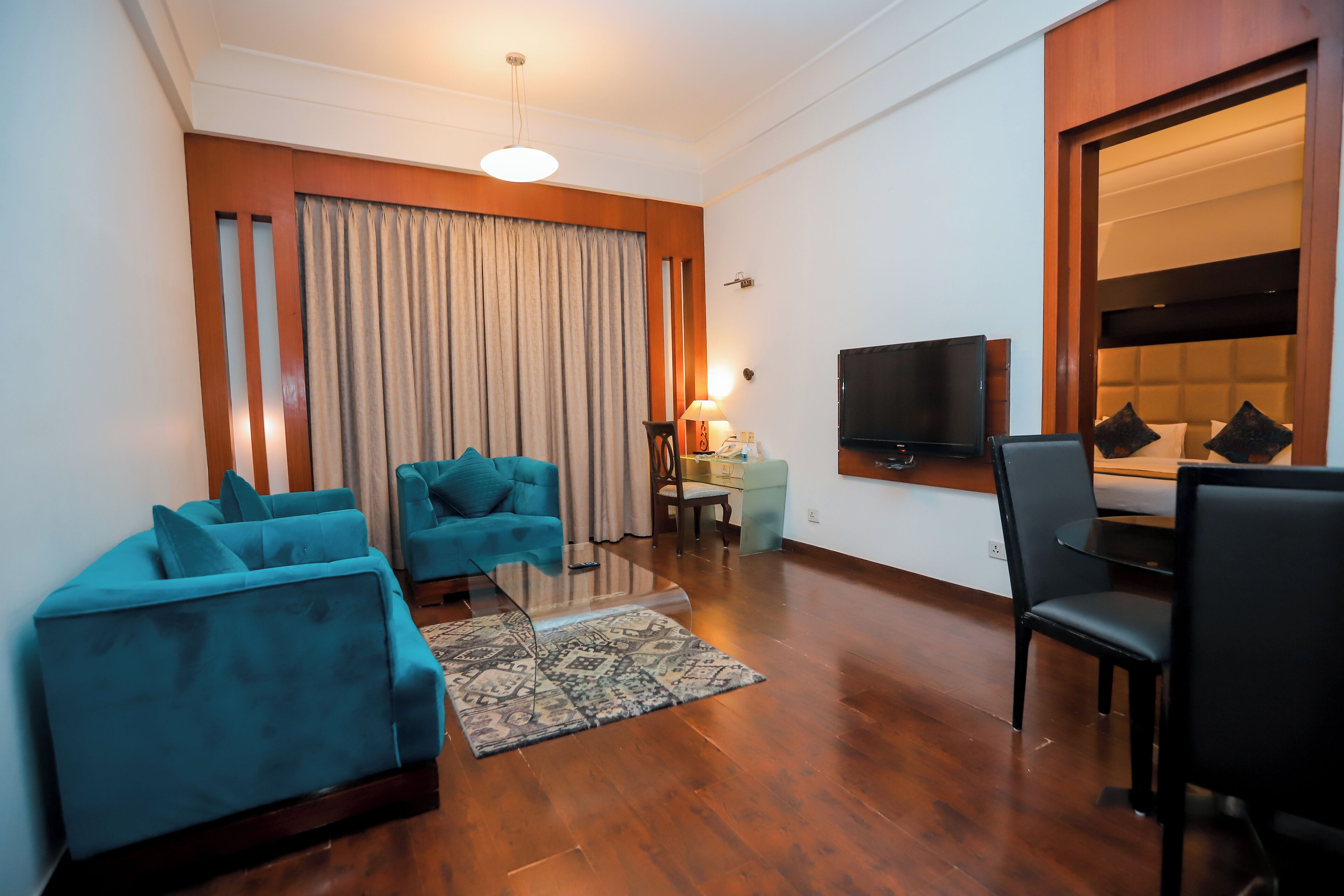 Photo - Bel-La Monde Hotel NH8 at 6km from IGI Airport Delhi