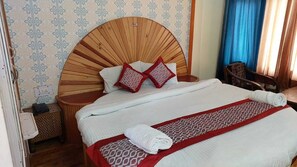 Superior Room | 1 bedroom, free WiFi, bed sheets - Hotel Jubilant Manali (Manali)