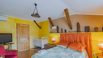 5 makuuhuonetta, silitysrauta/-lauta, ilmainen Wi-Fi