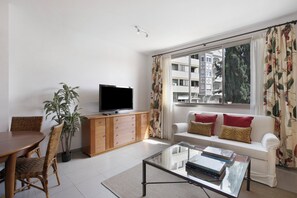 TV - Vacation Apartment 'San Diego' with Wi-Fi (Santa Cruz)