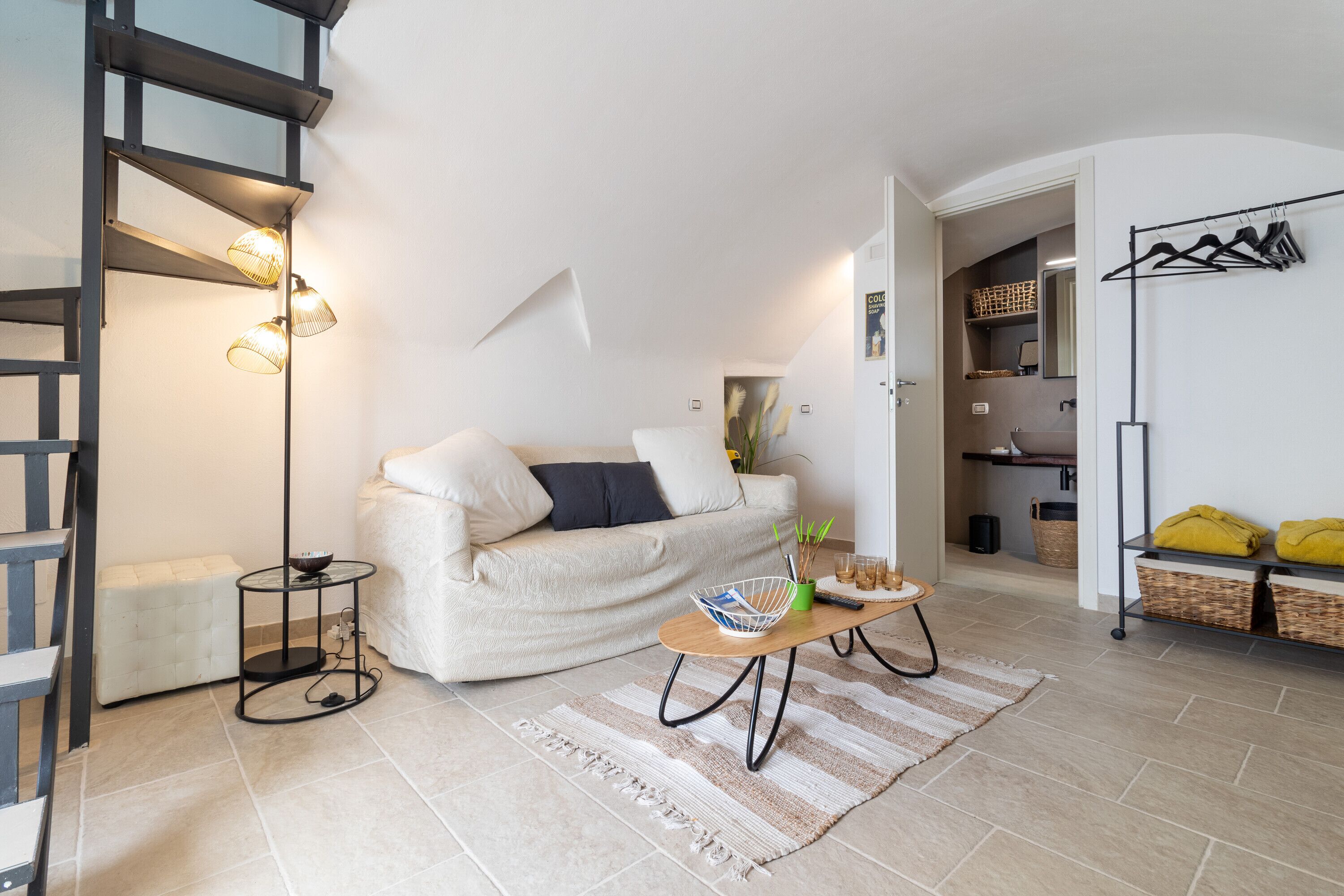 Apartment 'Opeccellente Terra 1' with Private Terrace, Wi-Fi and Air Conditioning