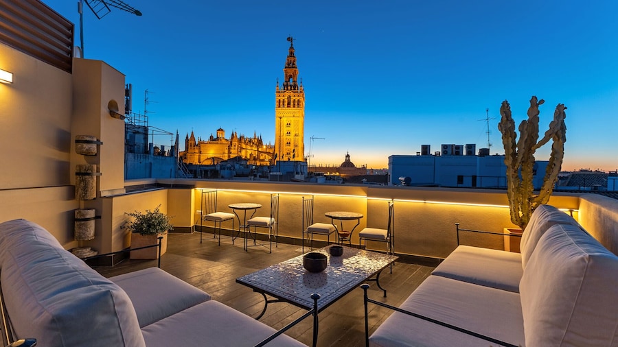 Angeles 6- Giralda Luxury by Valcambre