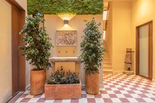 Televisión de pantalla plana