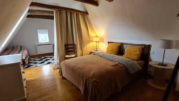 3 Schlafzimmer, Bügeleisen/Bügelbrett, Reisekinderbett, kostenloses WLAN