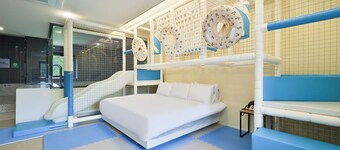 DOAN KIDS HOTEL