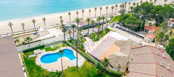 UHC LOS FLAMENCOS - Ground floor apartment on the beach front
