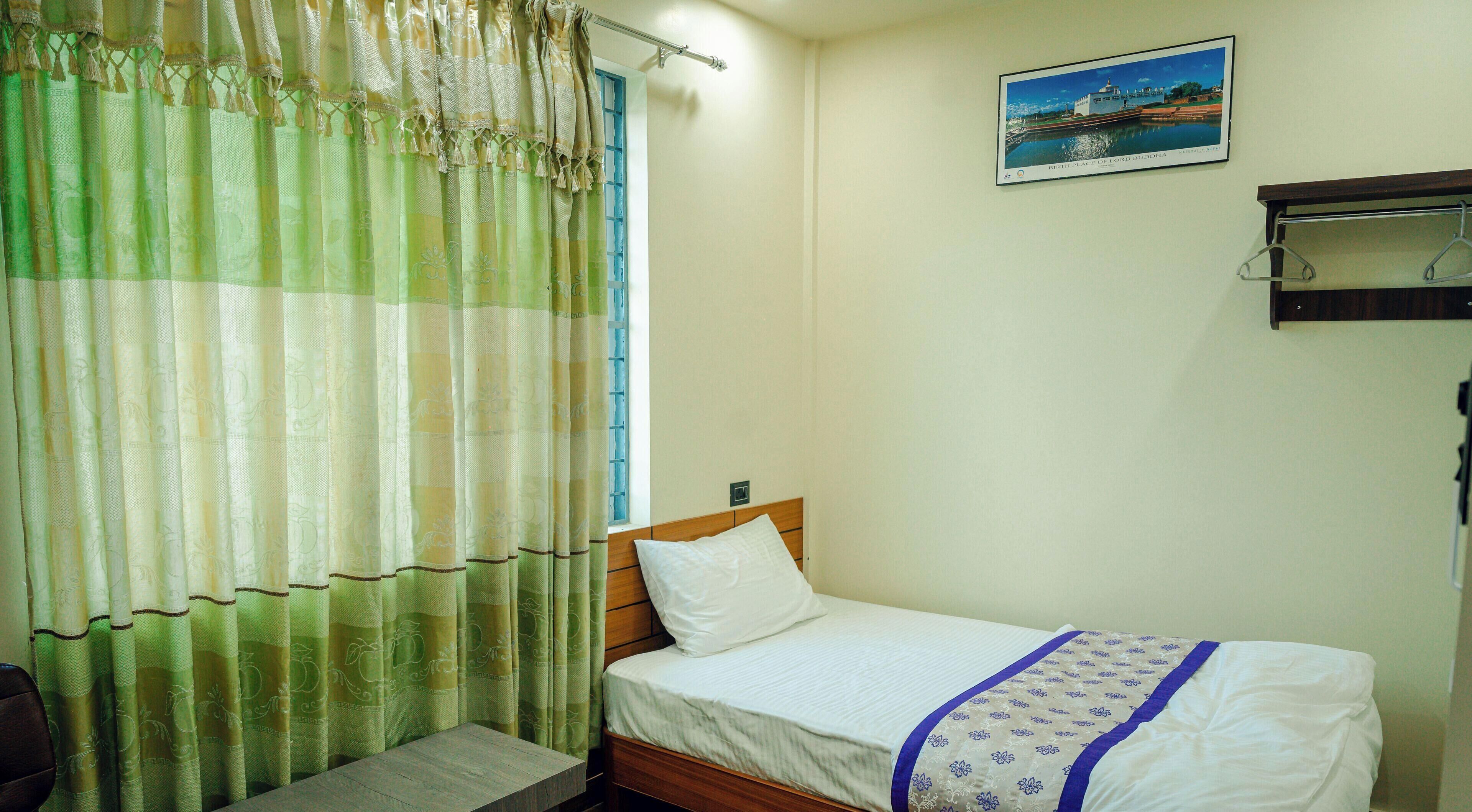 Select Comfort beds, desk, laptop workspace, free WiFi