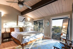 4 chambres, fer et planche à repasser, Wi-Fi, draps fournis