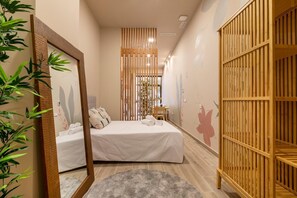 1 bedroom, iron/ironing board, WiFi, bed sheets - Gardens '02 Asian Soul' by Art Lofts (València)