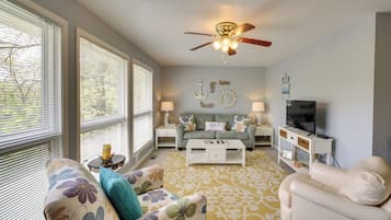 House (1 Bedroom) | Interior