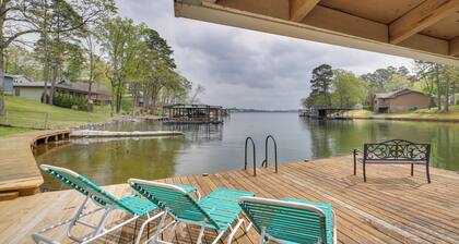 Cozy Lake Cabin w/ Dock in Hot Springs Nat'l Park
