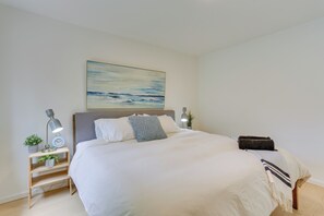 House (1 Bedroom) | Interior - Cozy Swan Lake Apt w/ Grill + Private Yard (Swan Lake)