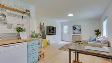 House (1 Bedroom) | Interior