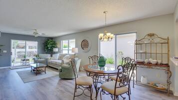 Villa (2 Bedrooms) | Bahagian dalam