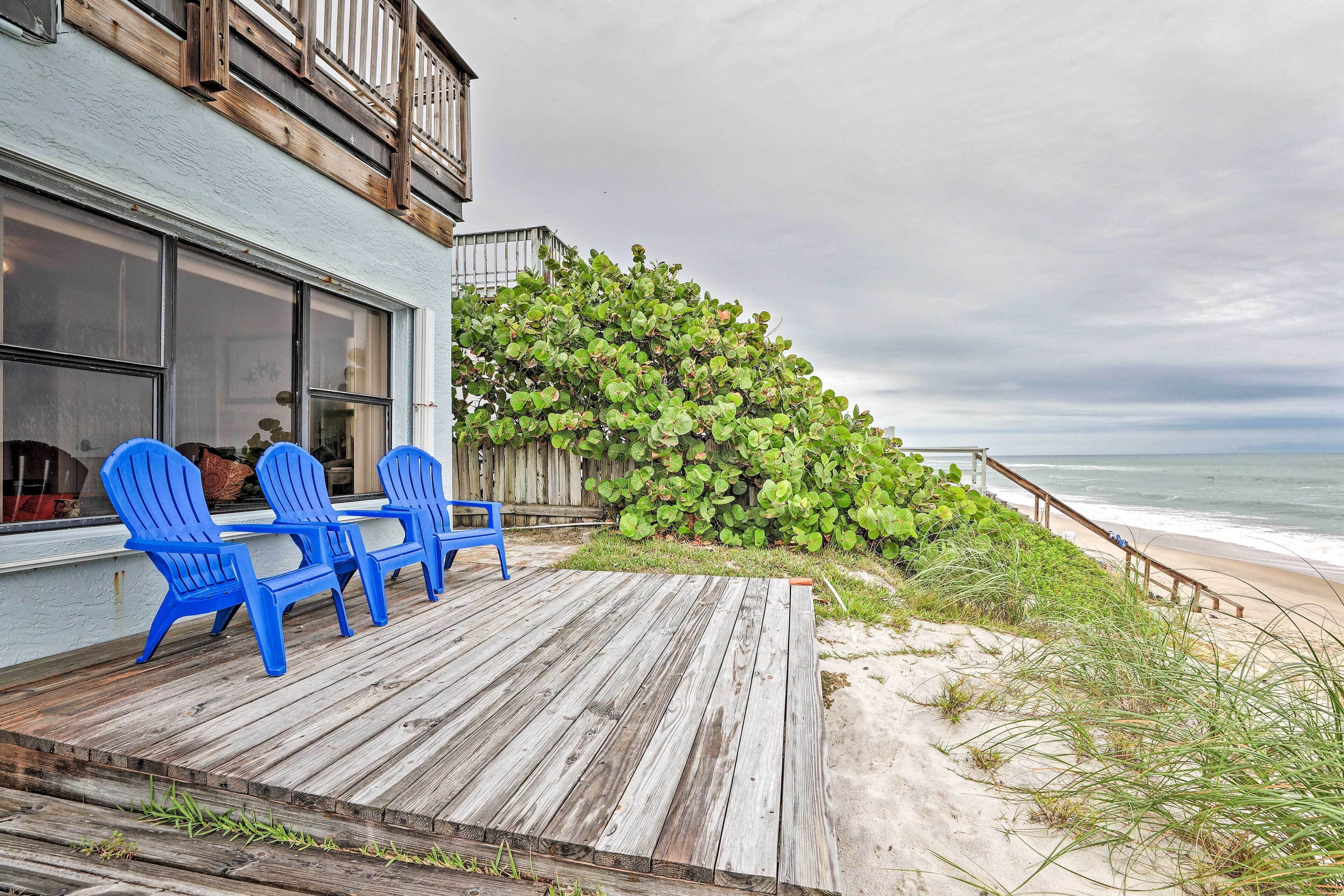 Melbourne Beach Apt: A Beachcomber's Paradise