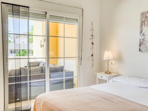 2 chambres, accès au Wi-Fi (inclus), literie fournie
