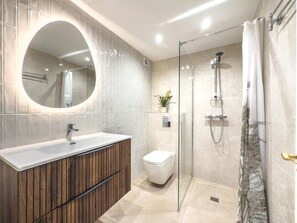 Hair dryer, towels