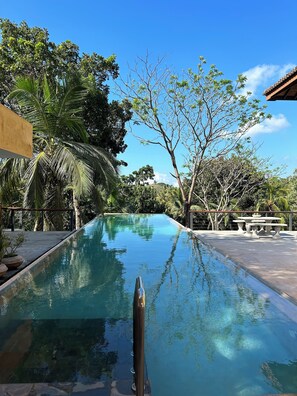 Outdoor pool - Ratnakara (Dondra)