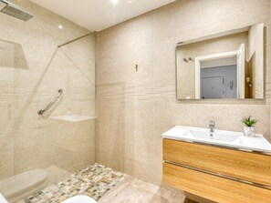 Hair dryer, towels - Apartment Estepona, 2 bedrooms, 4 persons (Estepona)