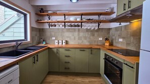 Microwave, stovetop - Kunama - Dinner Plain (Dinner Plain)