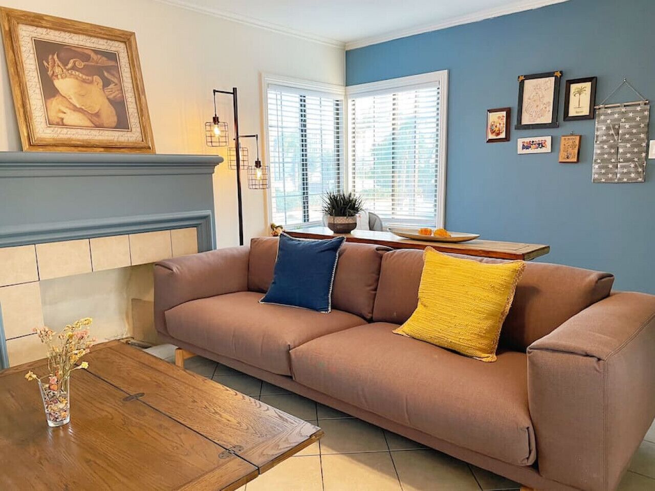 1414 Upstairs · Unit 1 Brand New Stylish 2B/1B, 10 min to Disney