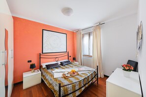 Apartment | 2 bedrooms, desk, free WiFi, bed sheets - Residence Mimosa PT-2  (Toscolano Maderno)
