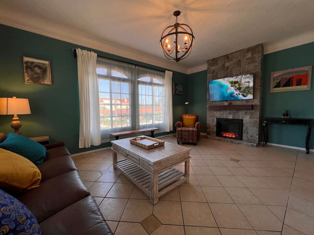 1420 #4 · Adorable 2-Bedroom Aparthotel Near Disneyland