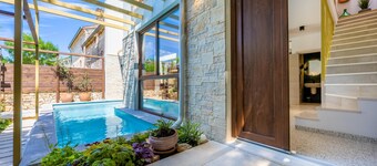 Villa Nascosta With Private Pool, Sauna and En-suite Bathrooms