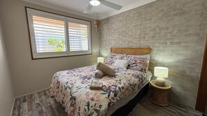 2 bedrooms, WiFi - Akuli By The Sea Unit 3 (Iluka)