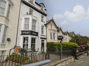 Exterior - Llewelyn Apartment (Llandudno)