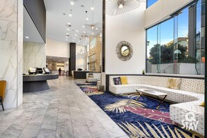 Lobby - Central Penthouse Apartment in Surfers Paradise (Surfers Paradise)