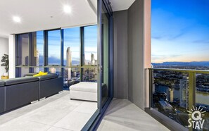 Property grounds - Ruby Apartments - River View Penthouse - Q Stay (Surfers Paradise)